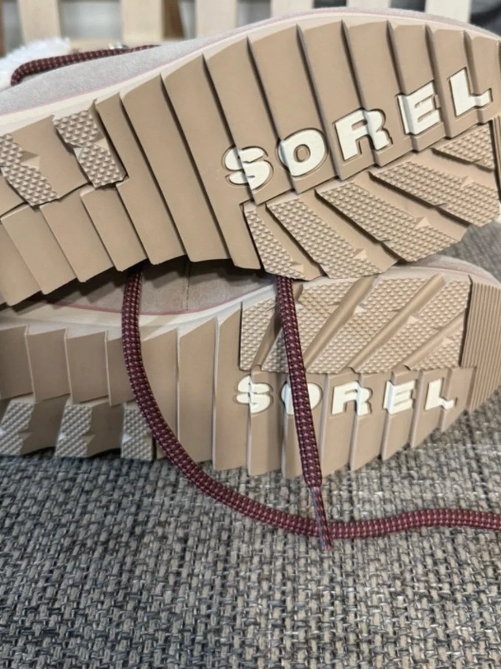 New Sorel Harlow Lace Cozy Boots in Omega Taupe size 8